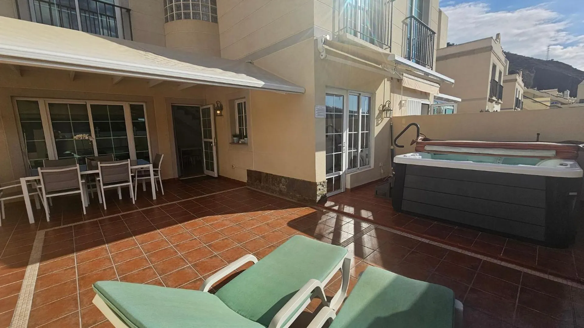 Cozy Modern House, In A Complex With A Swimming Pool Apartment Puerto Rico  Puerto Rico (Gran Canaria)